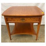 MID CENTURY SIDE TABLE W/ DRAWER