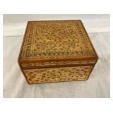 VINTAGE DRESSER BOX 6X4