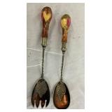 NICE SET SERVING PCS. W/ MAJOLICA HANDLE