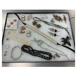 LG COLLECTION COSTUME JEWELRY