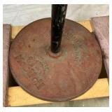 18" EMB. CAST BASE W/ GARGOLIA