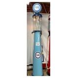 SIDE 2 VIEW GAS PUMP