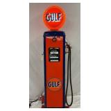 SIDE 2 VIEW GAS PUMP