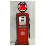 SIDE 2 VIEW GAS PUMP