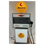 SIDE 2 VIEW GAS PUMP