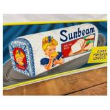 MEASURES 54X18 W/ AUTHIC TAG