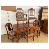 MAH. TABLE W/ 5 CHAIRS