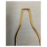 MEASURES 18 1/2"