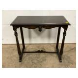 EARLY TABLE W/ STRECHER BASE 36X32