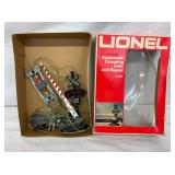 LIONEL AUTOMATIC CROSSING GATE/SIGNA.