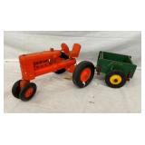 OTHERSIDE VIEW TOY TRACTOR