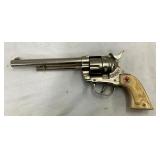 COWBOY CAP PISTOL W/ COW