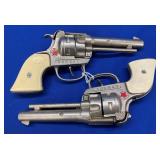 CAST COWBOY CAP PISTOLS W/ STAR