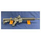 M&P MODEL 15-22 22LR W/ RED DOT