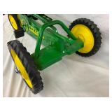 BACKVIEW JD PEDAL TRACTOR