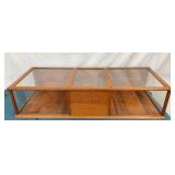 OAK COUNTER SHOWCASE