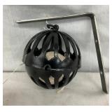 1870 HANGING BALL STRING HOLDER