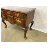QUEEN ANN LINEN CHEST