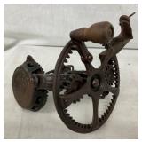 READING HARDWARE APPLE PEELER