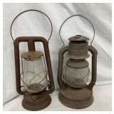 PAIR D-LITE, DIETZ BARN LANTERNS