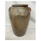 CLOSEUP W/ REED MARKS