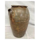 DOES HAVE CHIP ON LIP