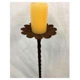 CLOSEUP VIEW CANDLE STAND