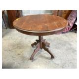 EASTLAKE ROUND TOP TABLE