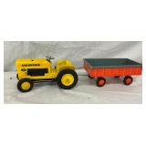 DAISY MATIC TRACTOR W/ TRAILER