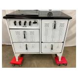 NICE CLEAN ENAMEL COOKSTOVE