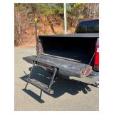 BEDLINER, BED COVER, LADDER