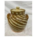 BB CRAIG POTTERY JAR W/ SWIRL GLAZE