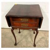 NICE JENNY LEAN DROPLEAF SIDE TABLE