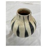 BROWN/WHITE CRACKLE GLAZE