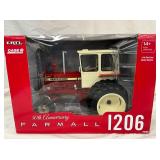 ERTL Case IH Farmall