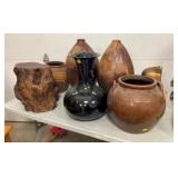 VARIOUS STUDIO POTS AND VASES
