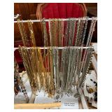 COSTUME JEWELRY - NECKLACES 