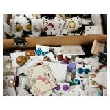 COSTUME JEWELRY BRACELTS 