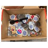 COLLECTION POLITICAL BUTTONS 