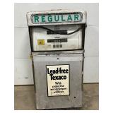 Vintage Texaco Gas Pump with ‘Lead-Free Texaco’ Signage