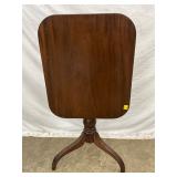 Mahogany Tilt-Top Pedestal Table