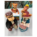 Vintage Battery-Operated Toy Figures, Including ‘Teddy the Artist’