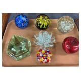 COLLECTION GLASS PAPER WEIGHTS 