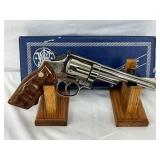  Smith-Wesson Model 19-4 .357 Magnum 