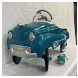 FRONT VIEW ORIG PEDAL CAR