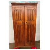 OAK 2 BLIND DOOR WARDROBE