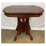 WALNUT EASTLAKE TABLE