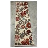 CAMBRIDGE COLLECTION RUNNER