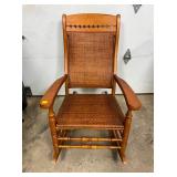 EARLY WEAVED BOTTOM ROCKER