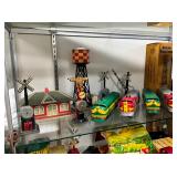 COLLECTION TRAINS AND ASSESSORIES